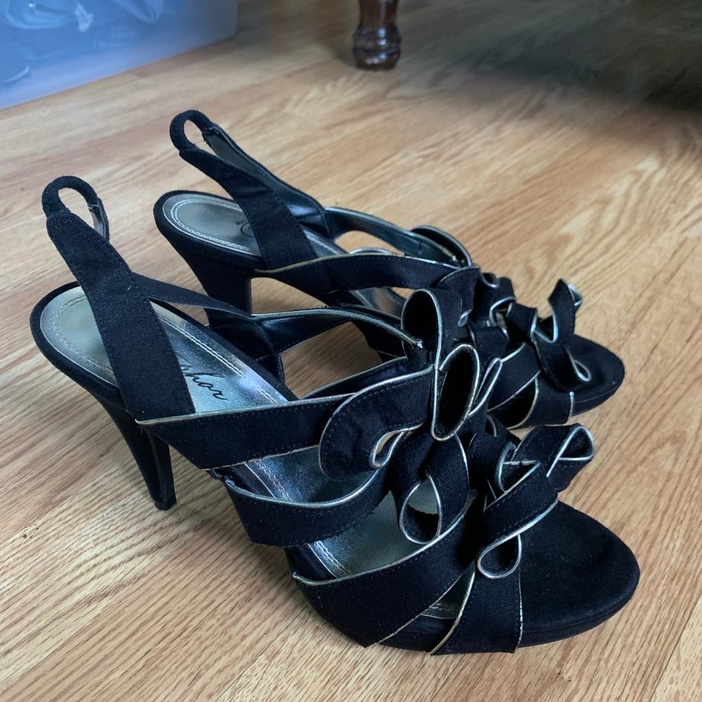 Fancy Heels - Picture 4 of 4